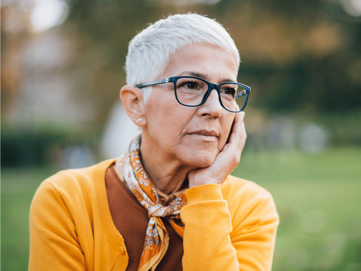 Dentures vs Implants